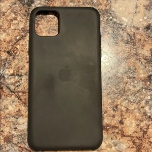 New (Used) Black Apple Silicone 11 Pro Max Case